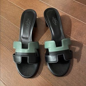 HERMES oasis sandals